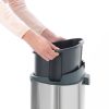 Brabantia Touch Bin New acél nyomófedeles szemetes - rozsdamentes acél, selyem ujjlenyomatmentes 40L