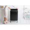 Brabantia Bo Touch Bin Hi XXL acél nyomófedeles szemetes magasított, lábakkal - matt fekete 60L