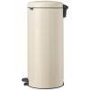 Brabantia NewIcon acél pedálos szemetes - világos bézs 30L