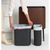 Brabantia Bo Touch Bin acél nyomófedeles szelektív szemetes lábakkal - égetett umbra barna ásványi textúra 11+23L