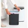 Brabantia Bo Waste Bin acél szemetes felnyitható fedéllel, fali/álló - fehér 12L