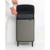 Brabantia Bo Waste Bin Hi acél szemetes felnyitható fedéllel, lábakkal - platinaszürke 12L