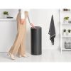 Brabantia Touch Bin New acél nyomófedeles szemetes - magabiztos szürke 30L