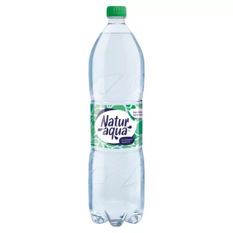 Naturaqua enyhén szénsavas természetes ásványvíz 1,5L
