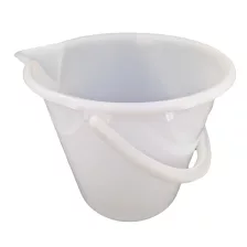 Csőrös műanyag vödör 12L