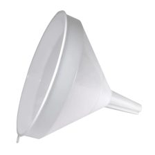 Műanyag tölcsér 18cm