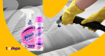 Így lesz friss és üde a kanapé egy kárpittisztító spray segítségével